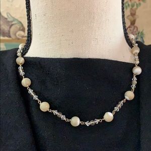 Bead necklace